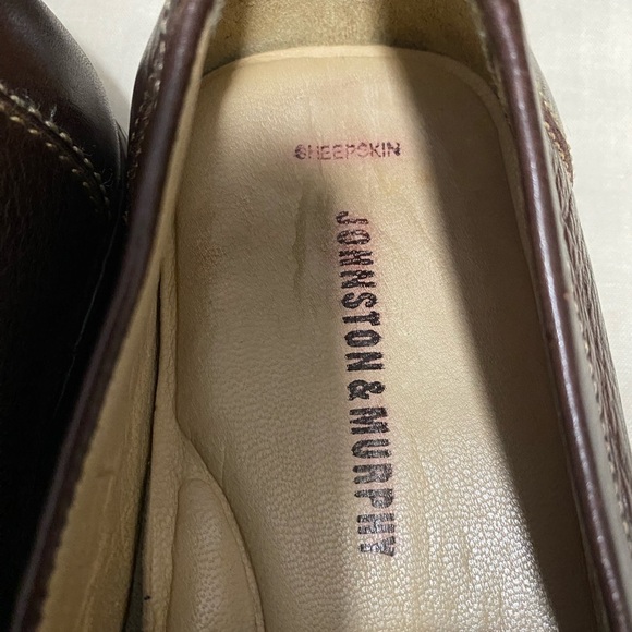 Johnston & Murphy Brown Leather Mens Slip On Loafers in Size 9. - Picture 5 of 9